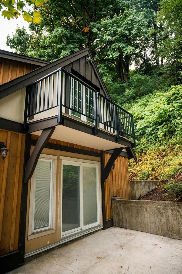 Private Mountainside Home Chilliwack Exteriör bild